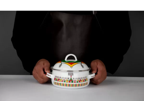 Sizing of an Asiri pot, M16, white, processed