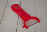 ⁦تقشير اسرع في ثواني معدودة قشارة خضروات احمر⁩ - الصورة ⁦4⁩