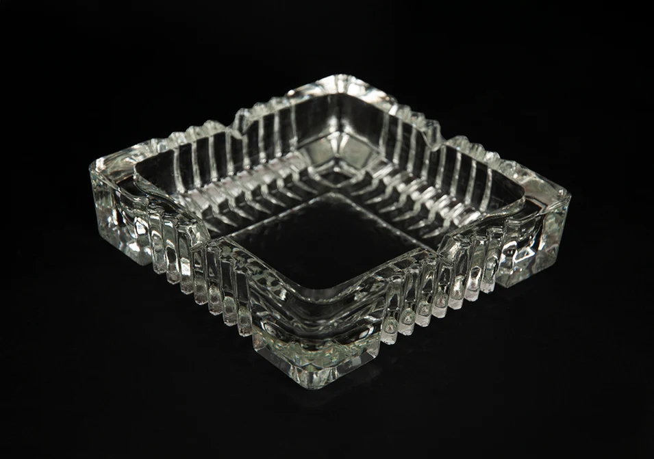 طفاية زقاير مربع كبير طفاية سجائر تلائم كافة الأذواق مقاس 14سم - الصورة 3