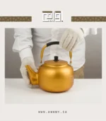 ⁦براد الشاي الأصفر 3 لتر ريحة حبك وسالفة تسر الخاطر⁩ - الصورة ⁦4⁩