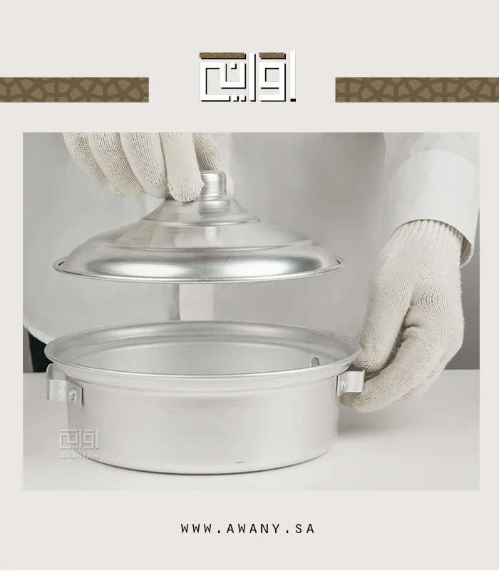 توضيح حجم قدر قرصان معدن مقاس 22 وهو مفتوح قدر الأولين لطبخ أكلات الطيبين مقاس 22 - الصورة 5