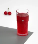 كاس زجاج طويل شفاف ليكشف لك جمال اللون والطعم🥂