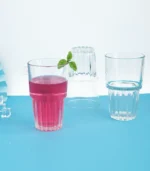 ⁦كأس زجاج بتصميم راق يحتضن نكهة الانتعاش سعة 470 مل 🌿⁩ - الصورة ⁦4⁩