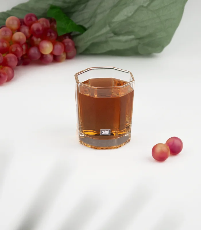 كوب زجاج شفاف شكل مضلع copy طقم كاسات يفيض أناقة ومذاق يفيض انتعاش سعة 175 مل - الصورة 1