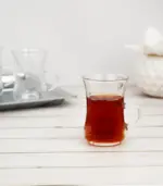 ⁦استكانن مع لون الشاهي الحقيقي استكانات شاي زجاج سعة 100 مل⁩ - الصورة ⁦3⁩