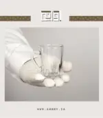 ⁦استكانة شاي زجاج بقاعدة منحوتة سعة 90 مل⁩ - الصورة ⁦5⁩